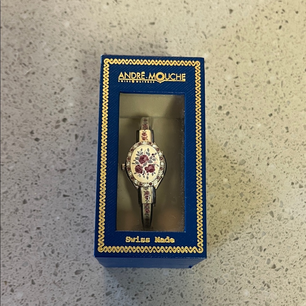 Andre Mouche Floral Watch
